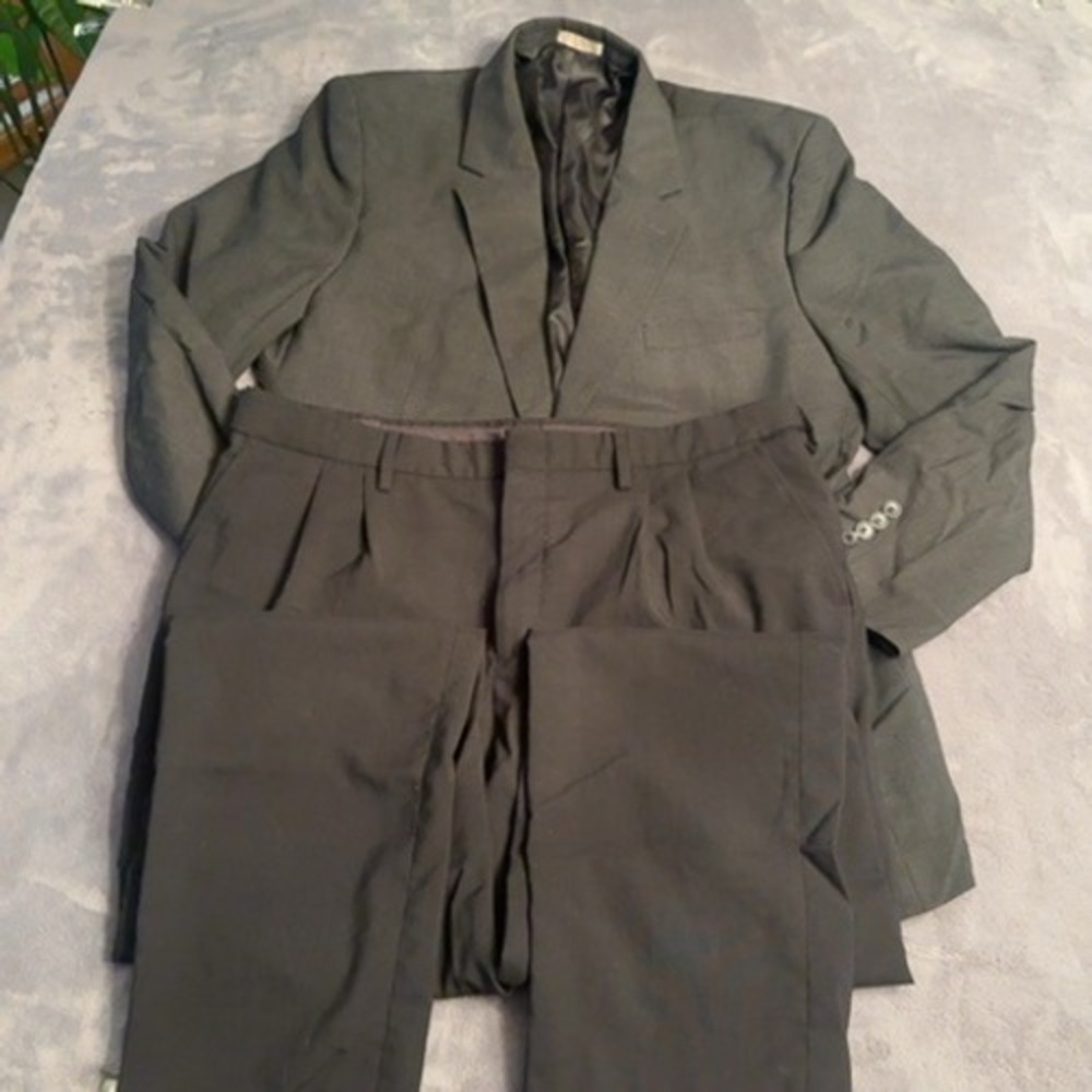 Louis Martin Suit Mens 44R 36UL Gray Wool Blend Formal Business Separates